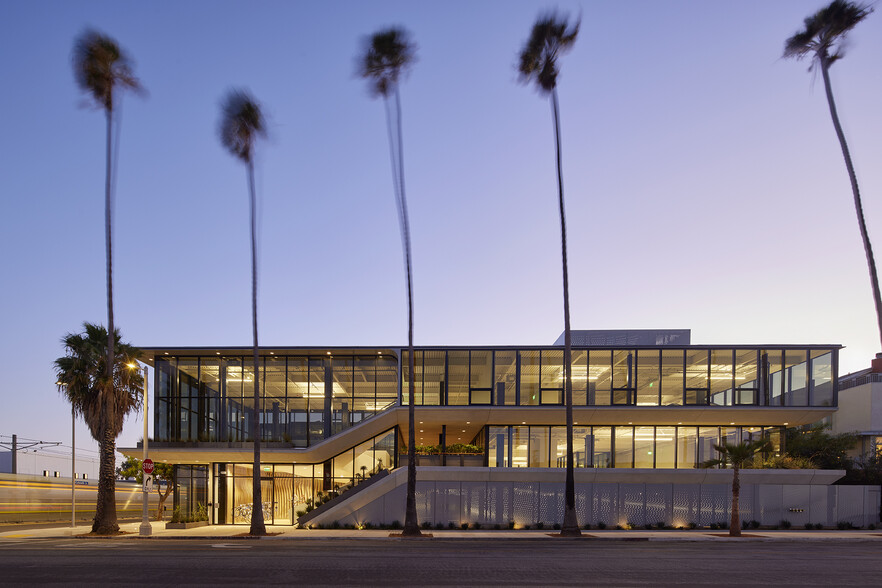 1221 Colorado Ave, Santa Monica, CA for sale - Building Photo - Image 3 of 22