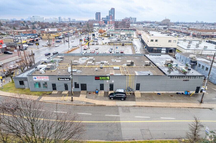 3300 Dufferin St, Toronto, ON for lease - Building Photo - Image 2 of 3