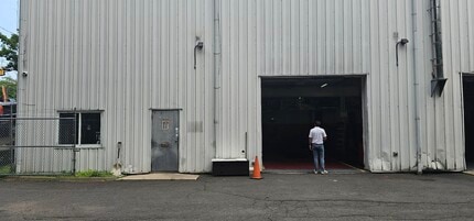 26 Newtown Rd, Danbury, CT for lease Building Photo- Image 2 of 22