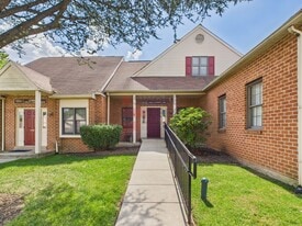 Westtown Bus Ctr - Live-Work Space