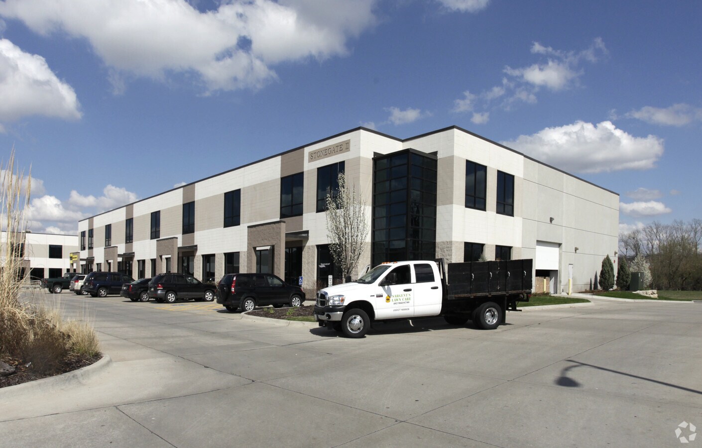 1171011716 Stonegate Cir, Omaha, NE 68164