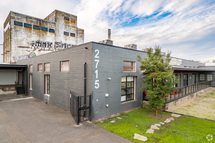 2705-2715 SE 8th Ave, Portland, OR for lease - Building Photo - Image 3 of 13