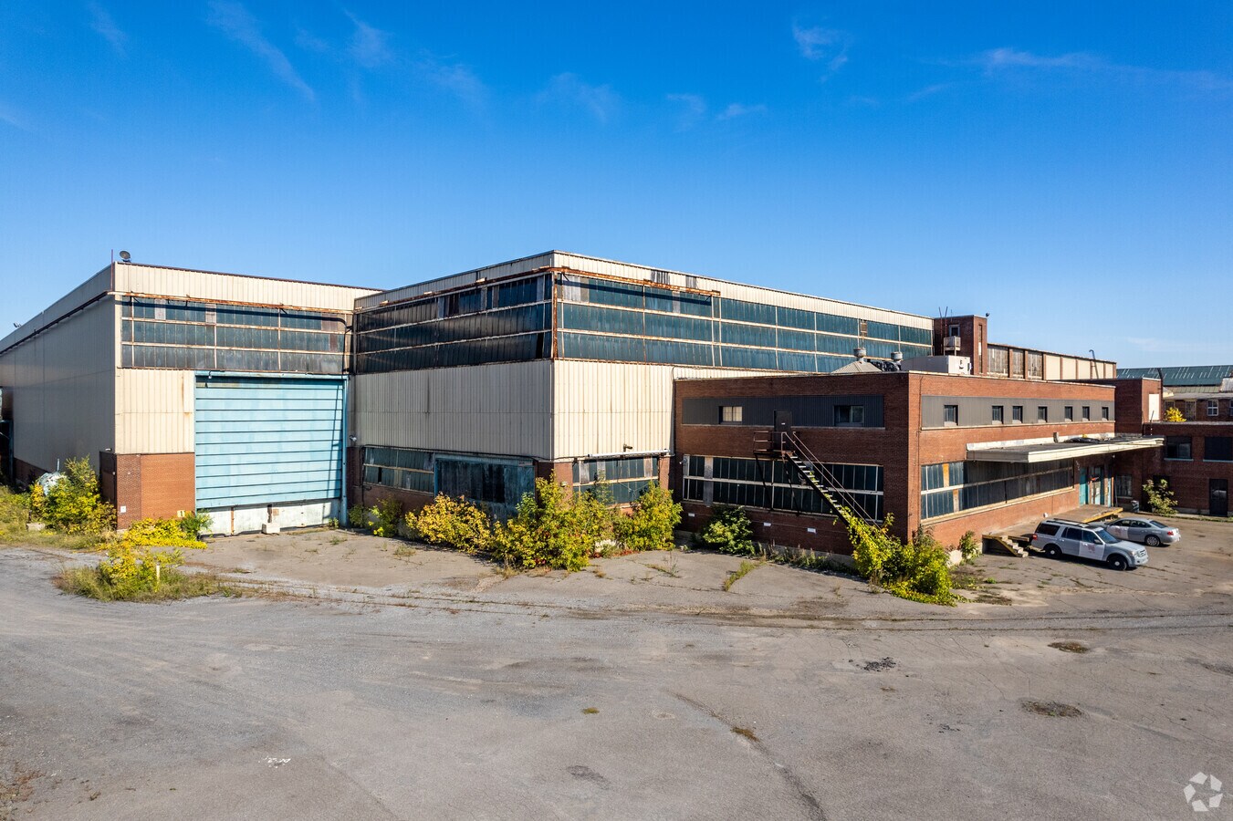 555 Rue NotreDame, Lachine, QC H8S 2A9 Industrial for Lease