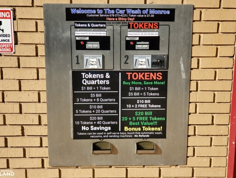 Car Wash Investment Portfolio portfolio of 2 properties for sale on LoopNet.com - Building Photo - Image 3 of 21