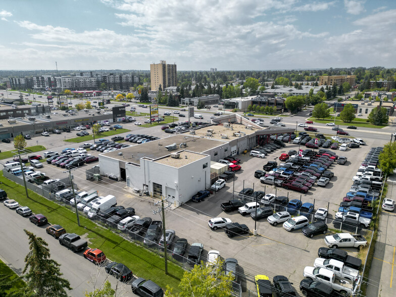 7330 Macleod Trl SE, Calgary, AB for lease - Building Photo - Image 2 of 5