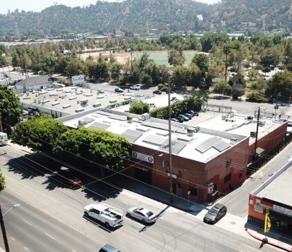 1844 Cypress Ave, Los Angeles, CA for lease - Building Photo - Image 1 of 6