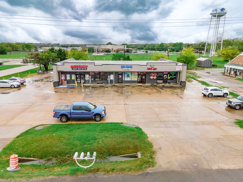 8886 SH34, Quinlan, TX 75474