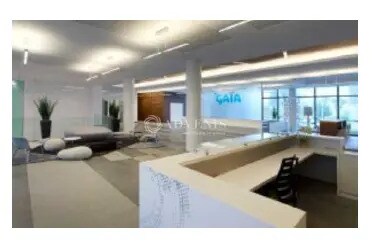 Office in Nanterre for lease - Building Photo - Image 3 of 8