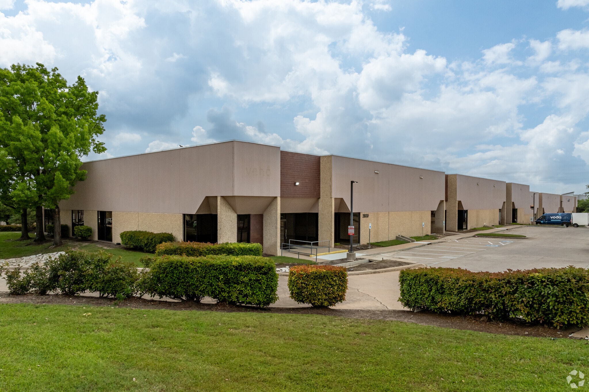 2020 Rutland Dr, Austin, TX for lease Building Photo- Image 1 of 20