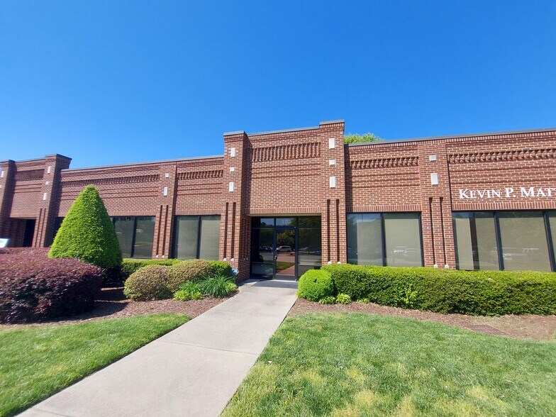 4210 N Roxboro Rd, Durham, NC 27704 Suite 120