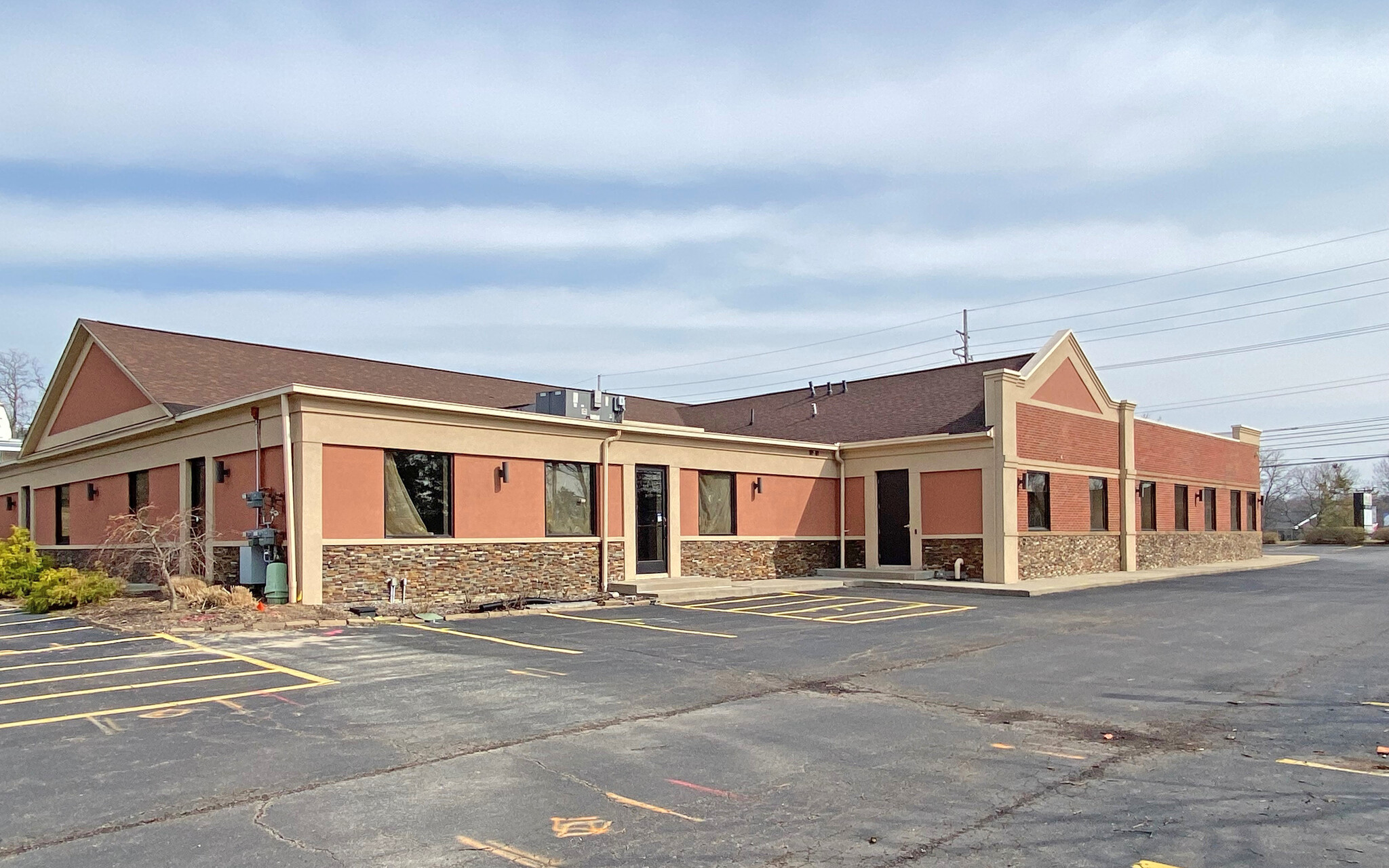 36650 Grand River Ave, Farmington, MI 48335 - Medical for Lease | LoopNet