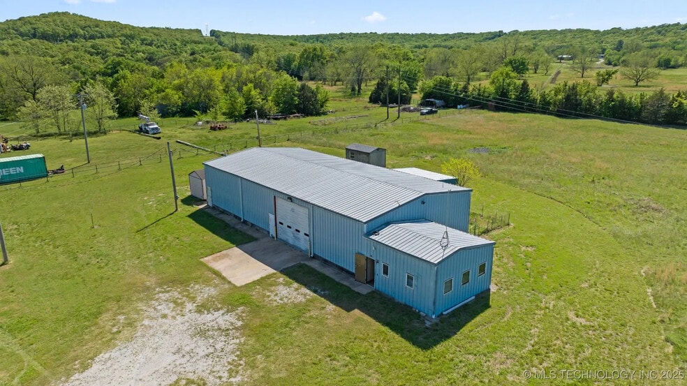 9357 Webster Rd, Beggs, OK for sale - Building Photo - Image 1 of 8