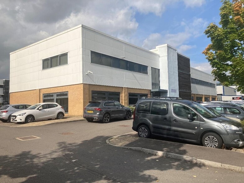 Pontygwindy Rd, Caerphilly for lease - Building Photo - Image 1 of 2