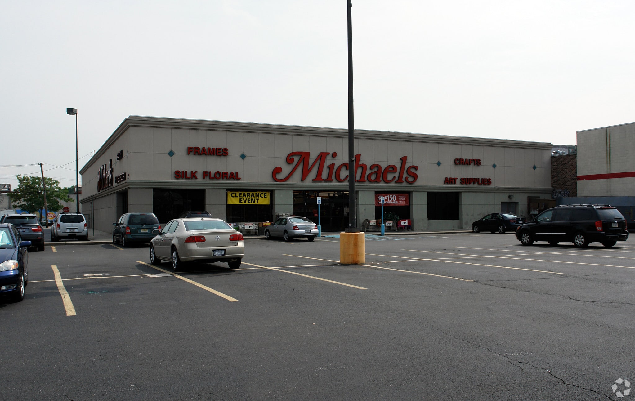 1481-1565 Forest Ave, Staten Island, NY for lease Building Photo- Image 1 of 5