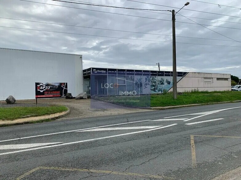 Flex in Eysines for lease - Building Photo - Image 2 of 14
