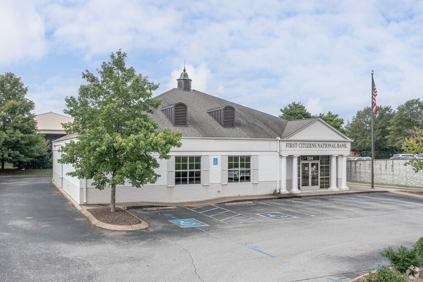 1304 Murfreesboro Rd, Franklin, TN 37064