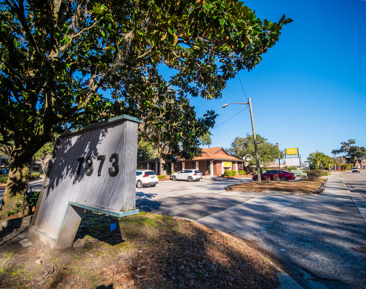 Hodgson Memorial Drive, Savannah, GA for lease - Building Photo - Image 3 of 25