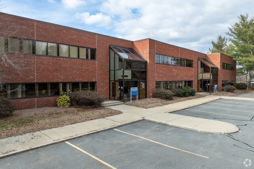 239 Littleton Rd, Westford, MA for sale - Primary Photo - Image 1 of 24