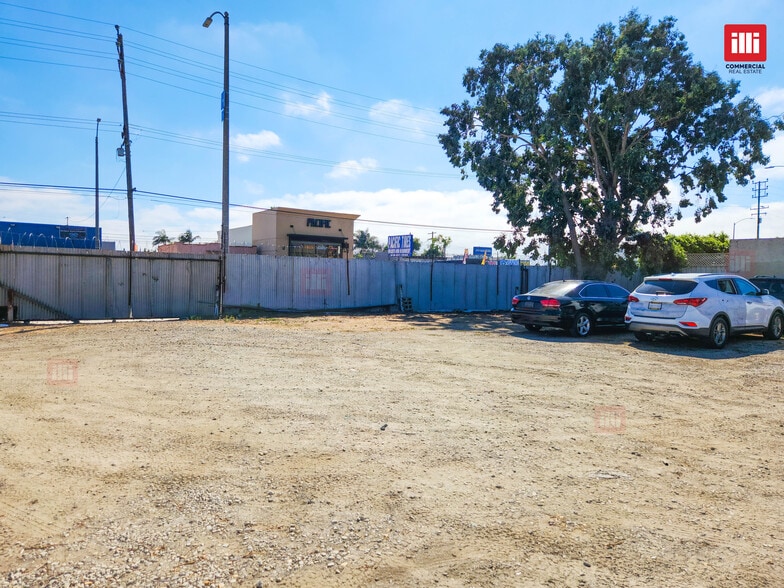 3839-3853 W Imperial Hwy, Inglewood, CA for lease - Building Photo - Image 3 of 12