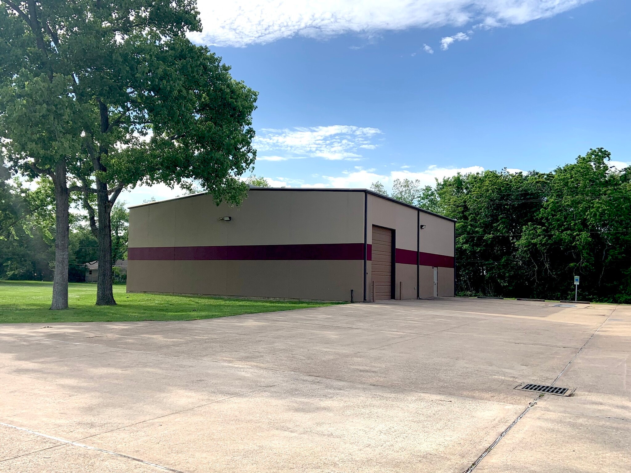 2528 Hatfield Rd, Pearland, TX for lease Building Photo- Image 1 of 5