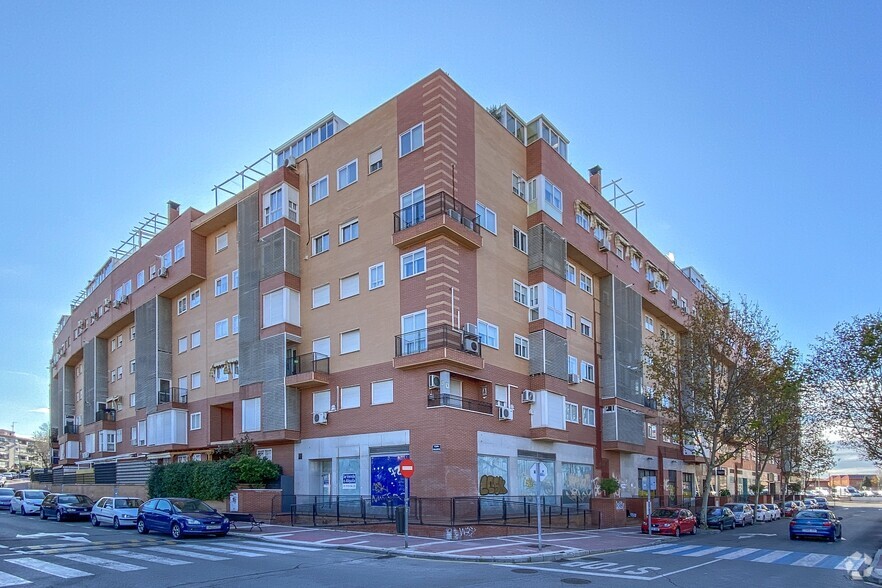 Calle Villaverde, 2, Parla, Madrid for lease - Building Photo - Image 2 of 2