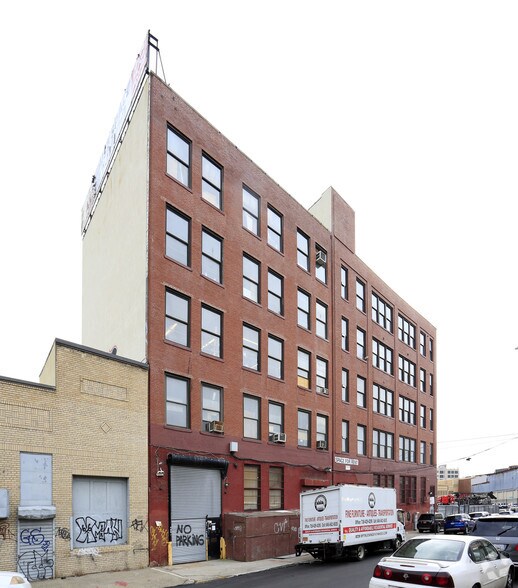 432 Austin Pl, Bronx, NY for lease - Primary Photo - Image 1 of 11