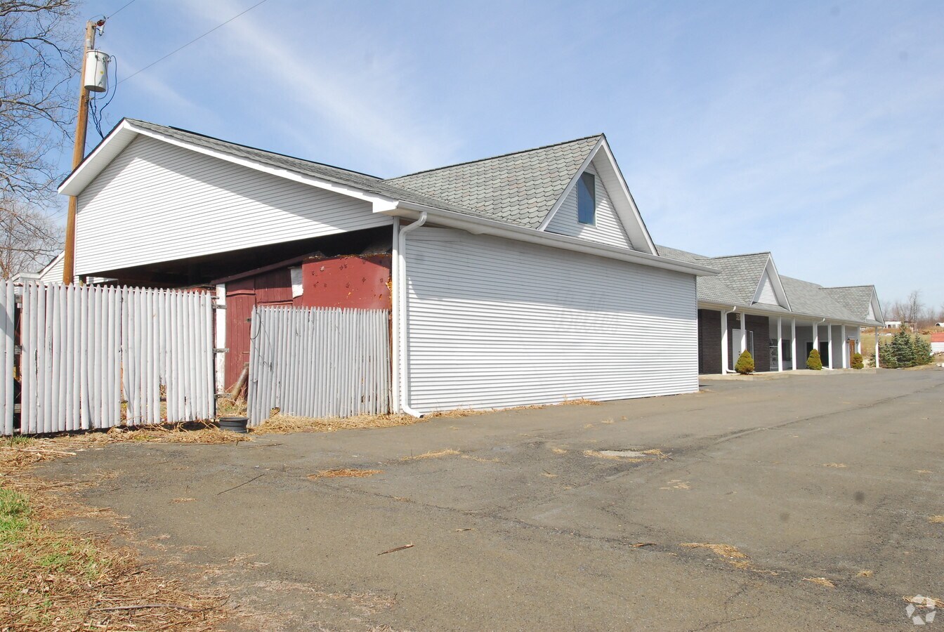 320 Mount Airy Rd, New Windsor, NY 12553