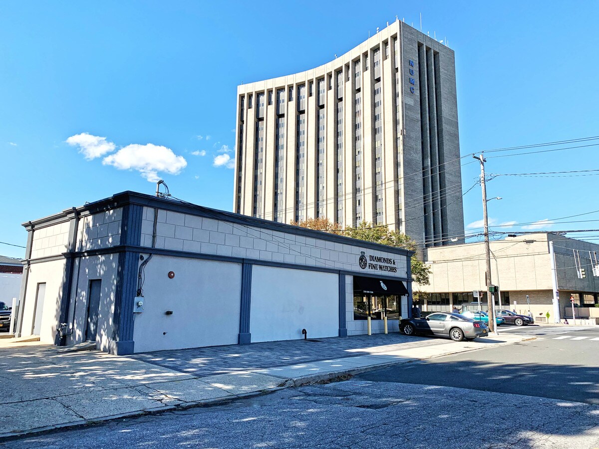 2242 Hempstead Tpke, East Meadow, NY 11554