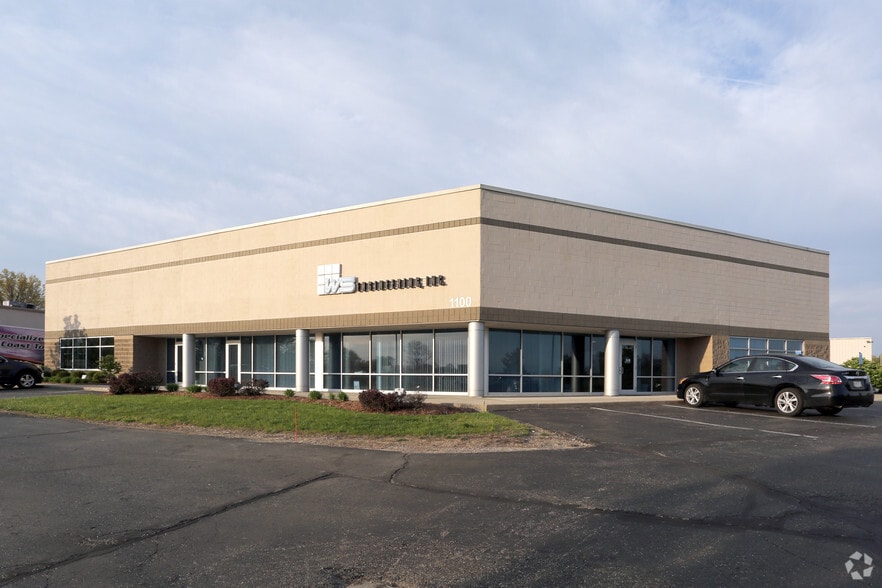1100 Campus Dr, Stow, OH for lease - Primary Photo - Image 3 of 15