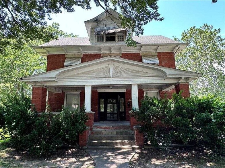 Multi-Family - 15 units portfolio of 6 properties for sale on LoopNet.com - Building Photo - Image 1 of 12