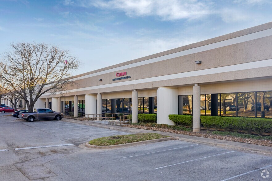 1807 W Braker Ln, Austin, TX for sale - Primary Photo - Image 1 of 1