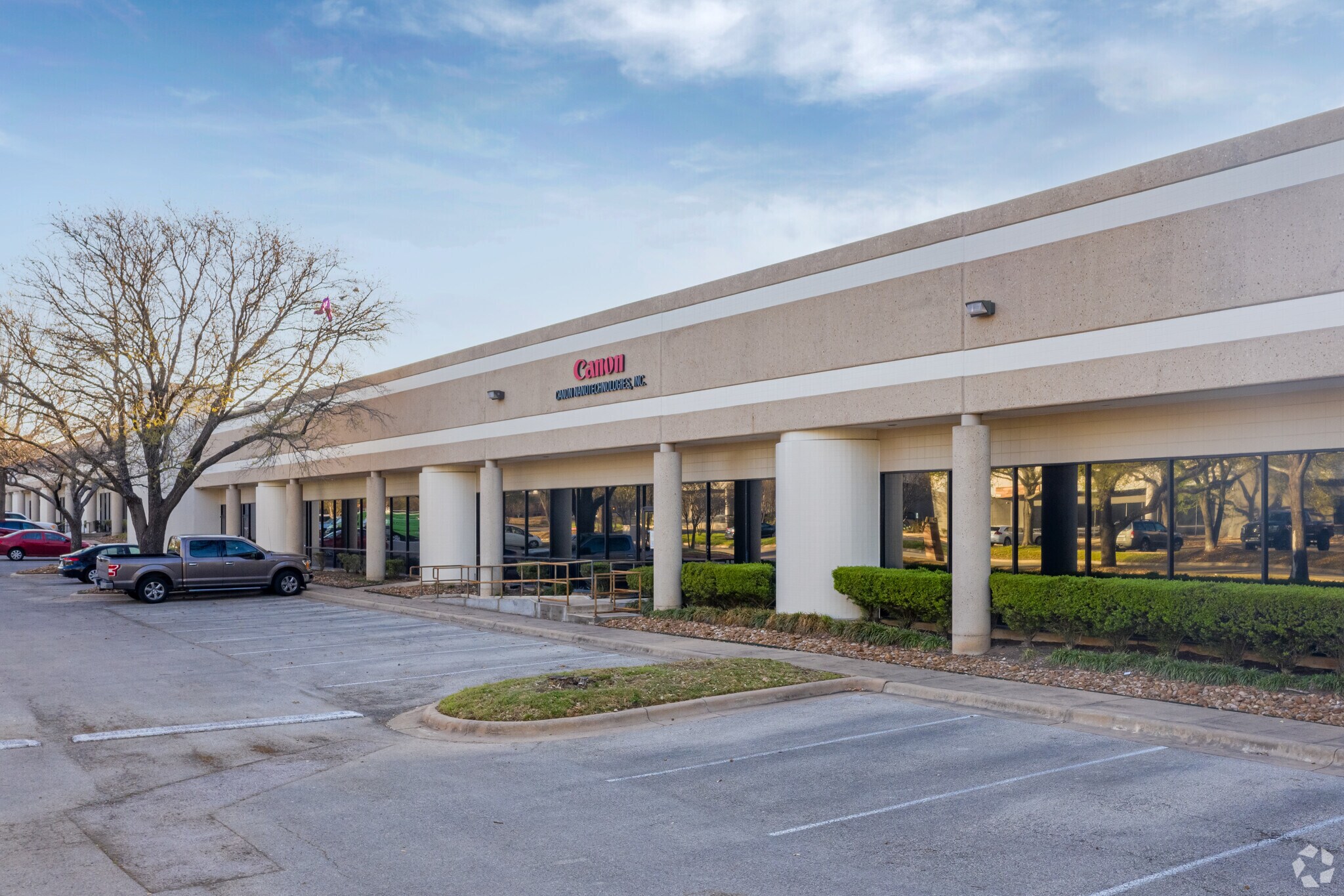 1807 W Braker Ln, Austin, TX for sale Primary Photo- Image 1 of 1