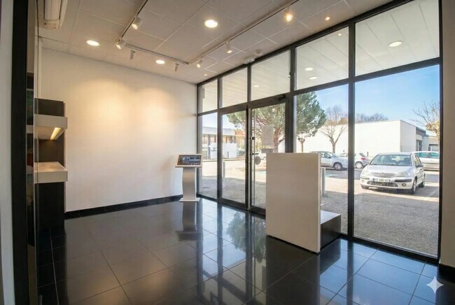 Location Commerce 89 m²