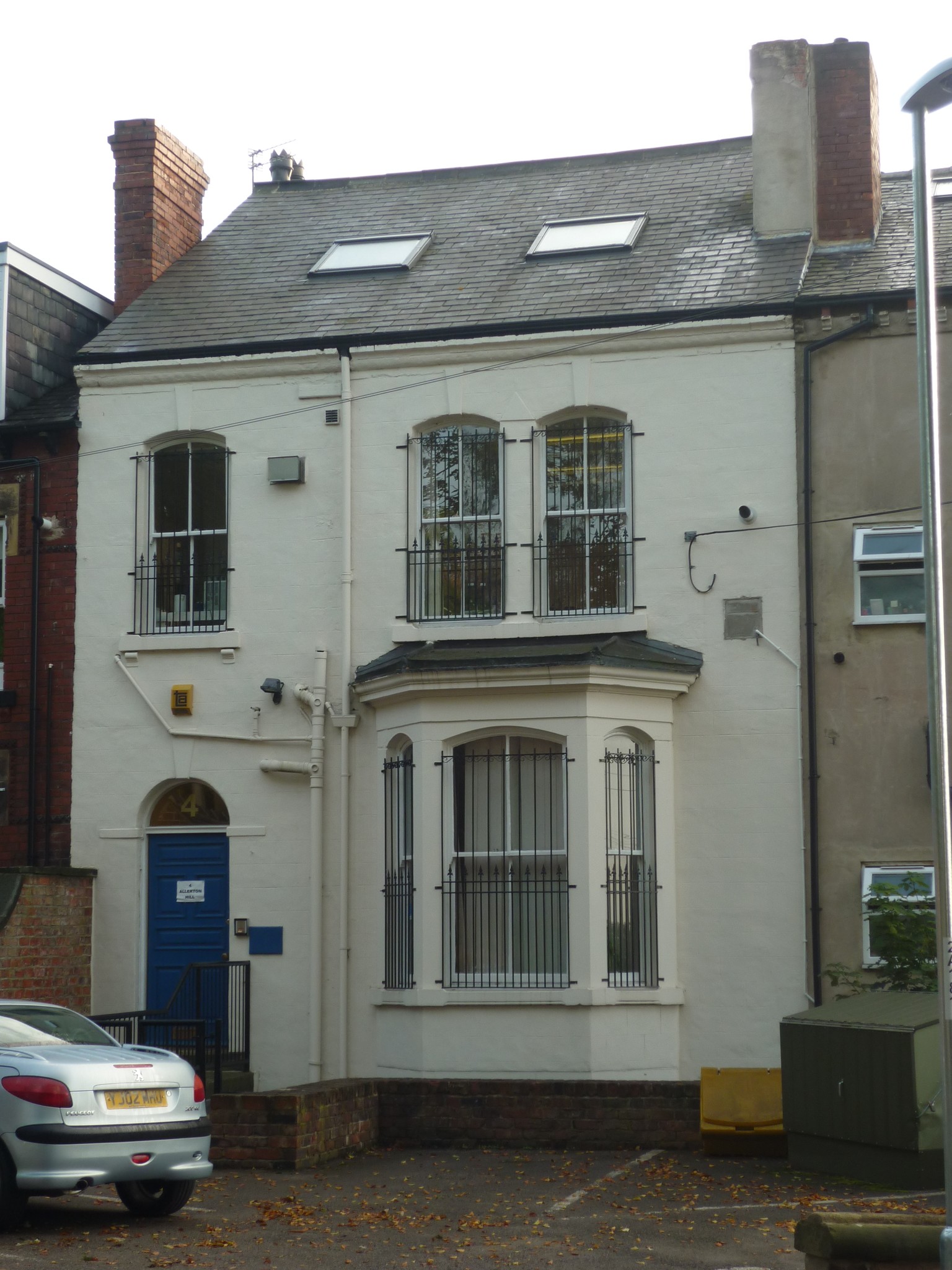 4 Allerton Hl, Leeds for lease Primary Photo- Image 1 of 2