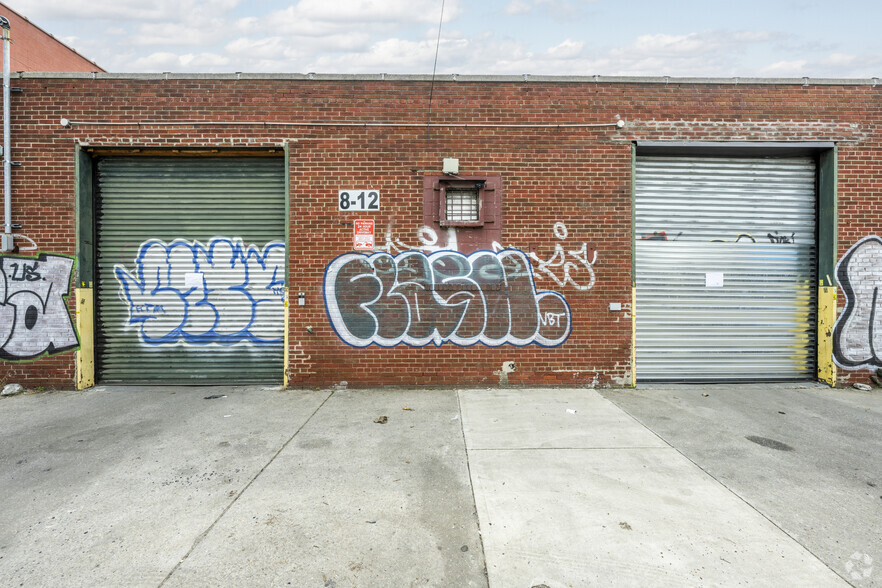 8-12 Preston Ct, Brooklyn, NY for lease - Building Photo - Image 3 of 5