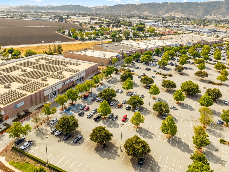 6765 Camino Arroyo, Gilroy, CA for sale - Building Photo - Image 2 of 2