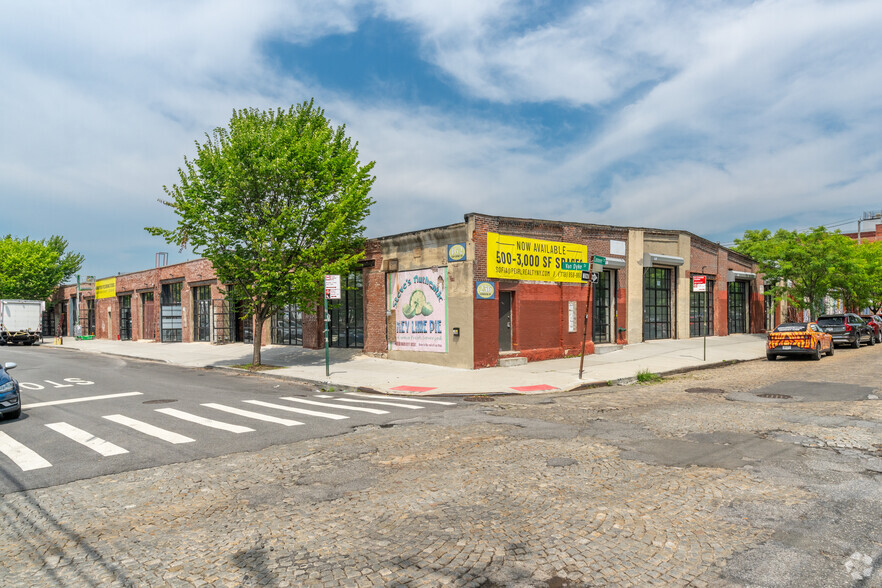 168-184 Van Dyke St, Brooklyn, NY for lease - Building Photo - Image 1 of 9