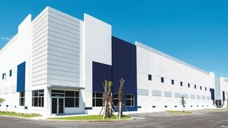 More details for 10701 NW 140th St, Hialeah Gardens, FL - Industrial for Lease