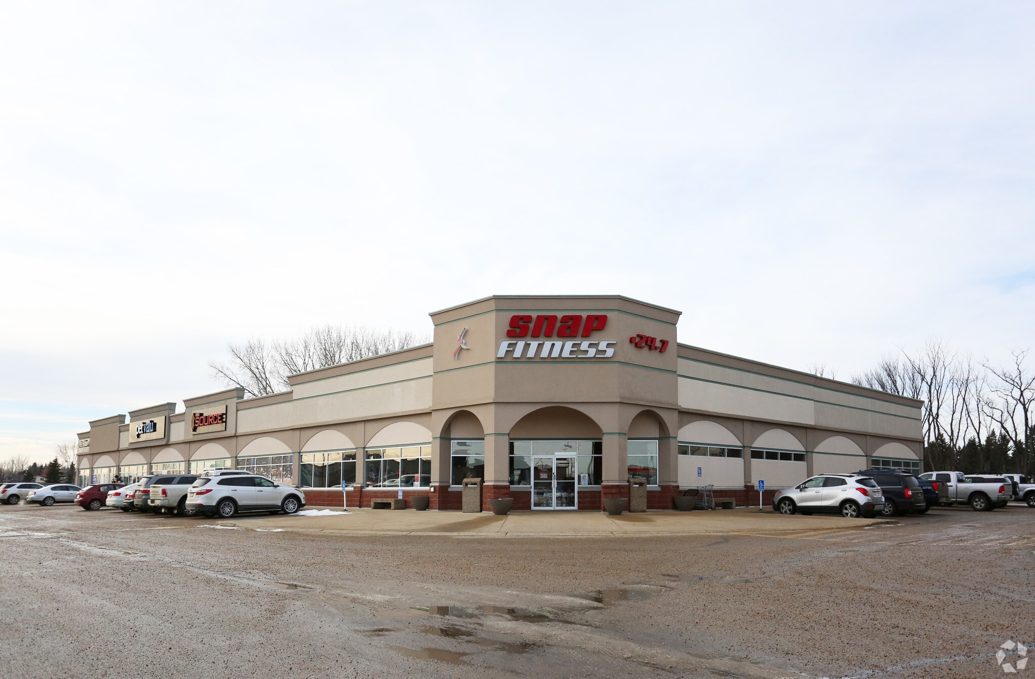 5832 Highway 2A, Lacombe, AB for sale Primary Photo- Image 1 of 1