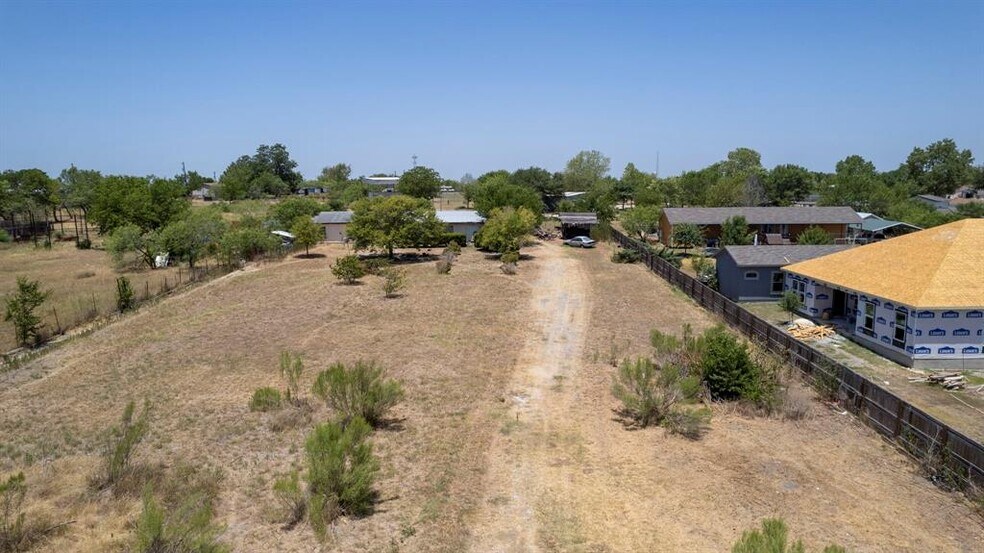 6127 Goforth Rd, Kyle, TX 78640