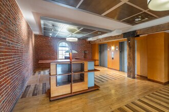323-351 W Camden St, Baltimore, MD for lease Interior Photo- Image 2 of 9