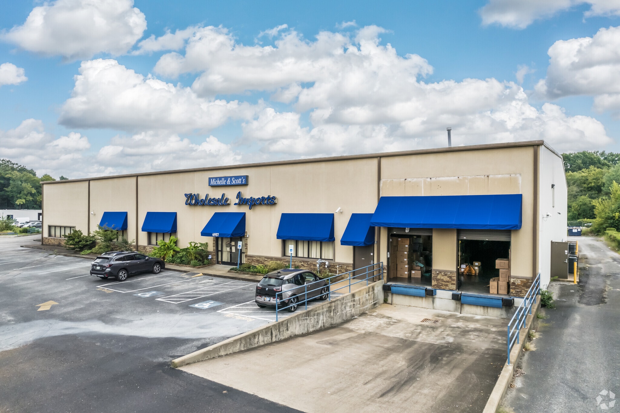 4957 Summer Ave, Memphis, TN for lease Building Photo- Image 1 of 9