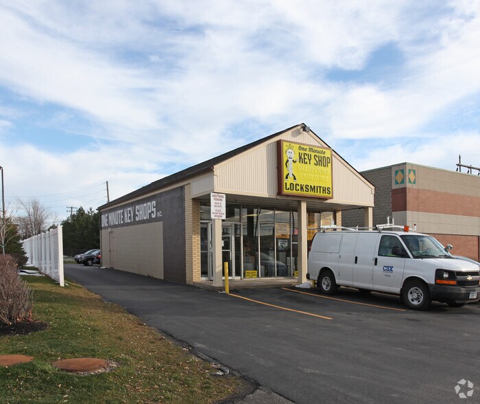 3807 Union Rd, Cheektowaga, NY for sale - Primary Photo - Image 1 of 1