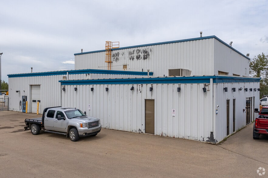 2002 5th St, Nisku, AB for sale - Building Photo - Image 2 of 3