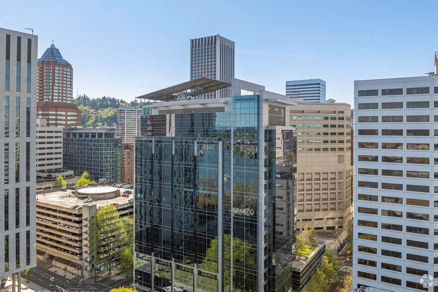 100 SW Main St, Portland, OR for lease - Primary Photo - Image 1 of 12