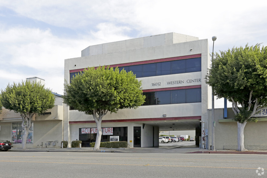 16012 Western Ave, Gardena, CA for lease - Primary Photo - Image 1 of 7