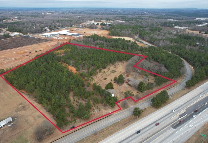 735 Sha Ln, Spartanburg, SC for sale - Primary Photo - Image 1 of 1