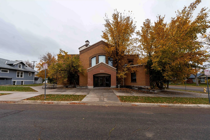 1601 Central Ave, Great Falls, MT for sale - Building Photo - Image 2 of 20