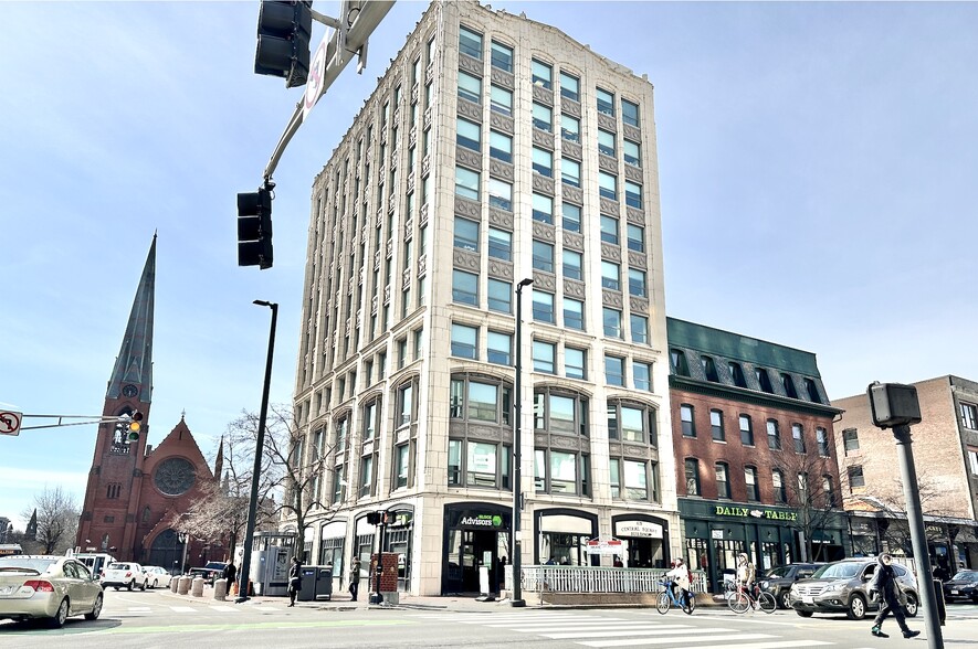 678 Massachusetts Ave, Cambridge, MA for lease - Building Photo - Image 2 of 10