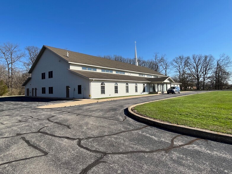 7447 N Telegraph Rd, Monroe, MI for sale - Primary Photo - Image 1 of 1